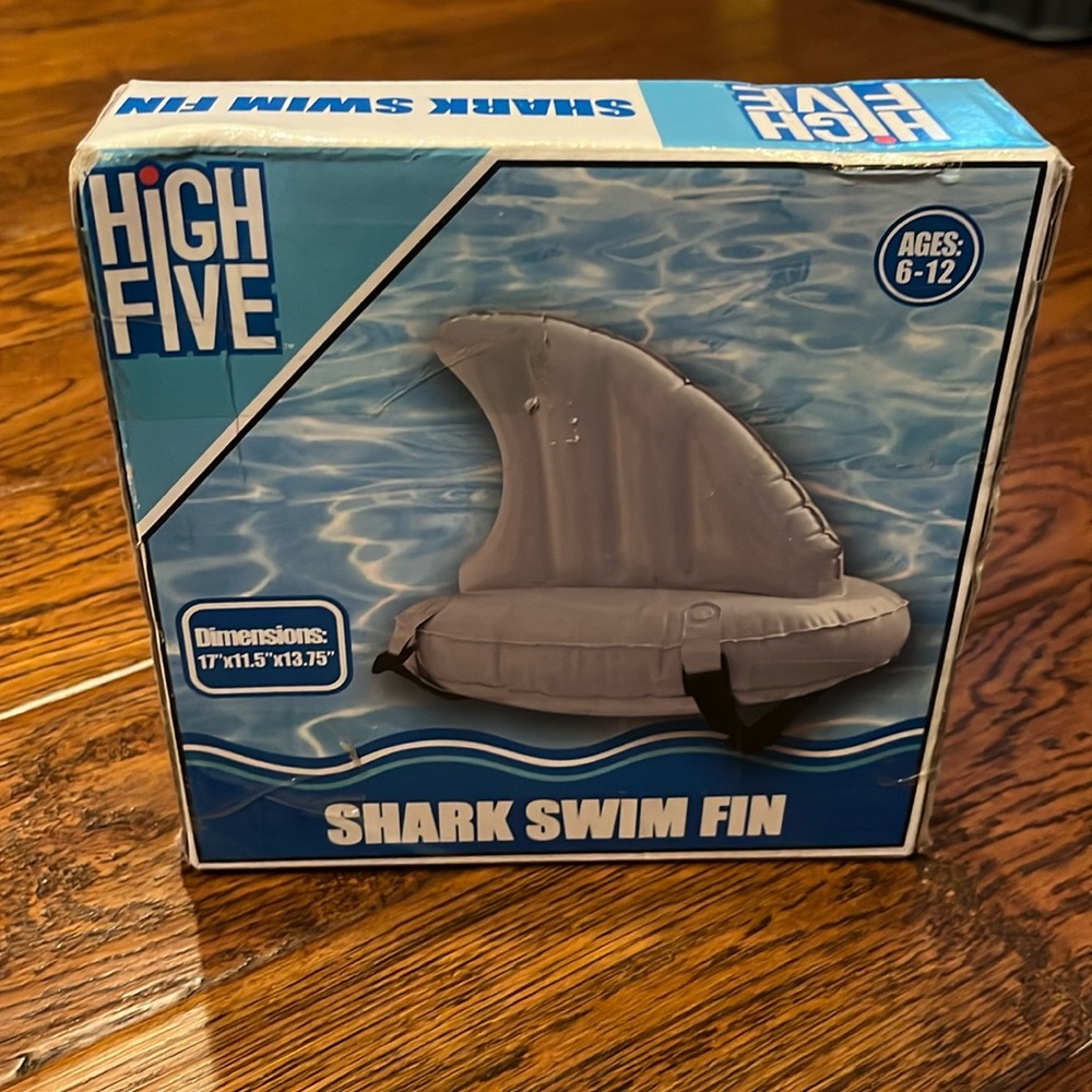 Inflatable swim fin.